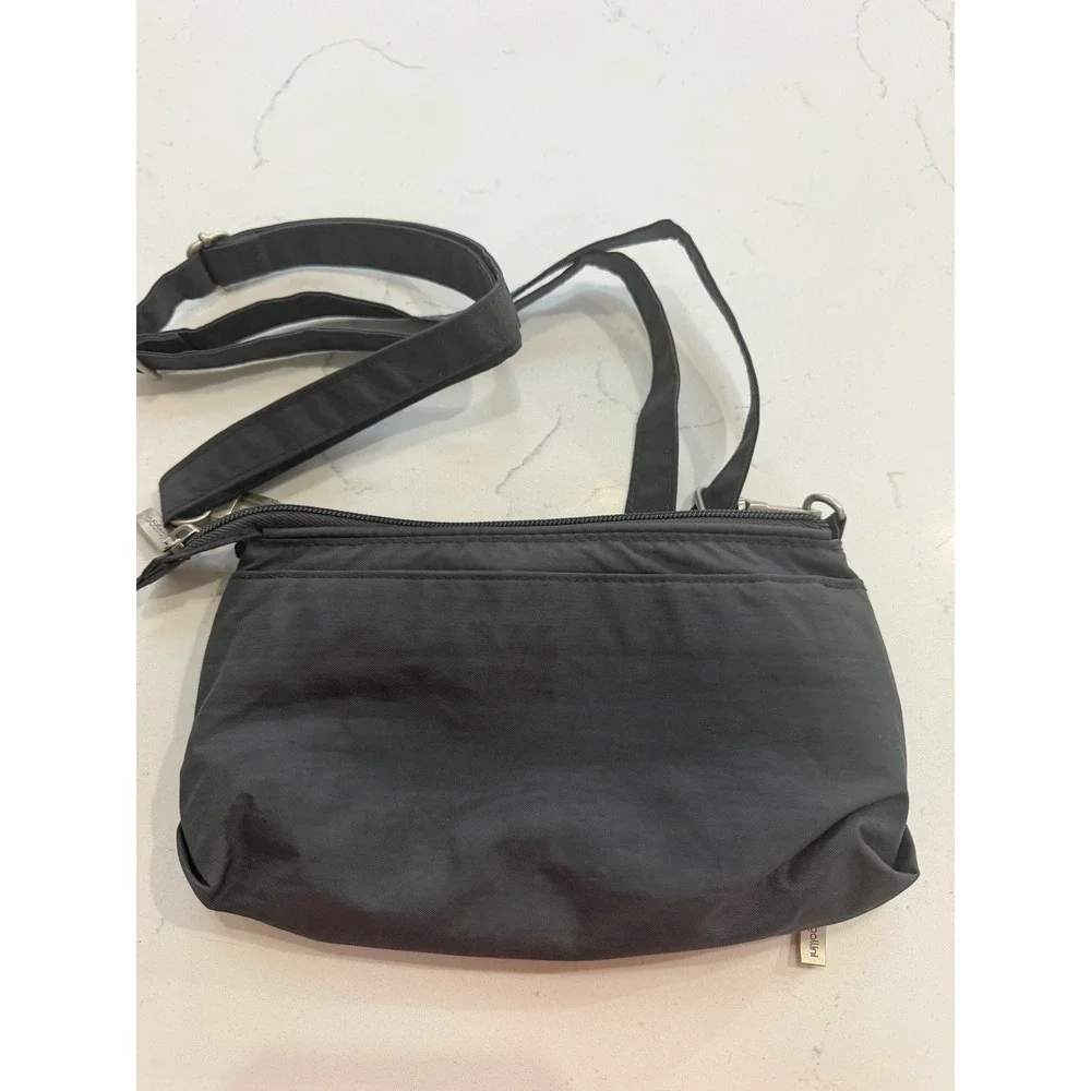 Baggallini Crossbody Charcoal Gray Nylon Multi-Pocket Purse Pink Lining 9